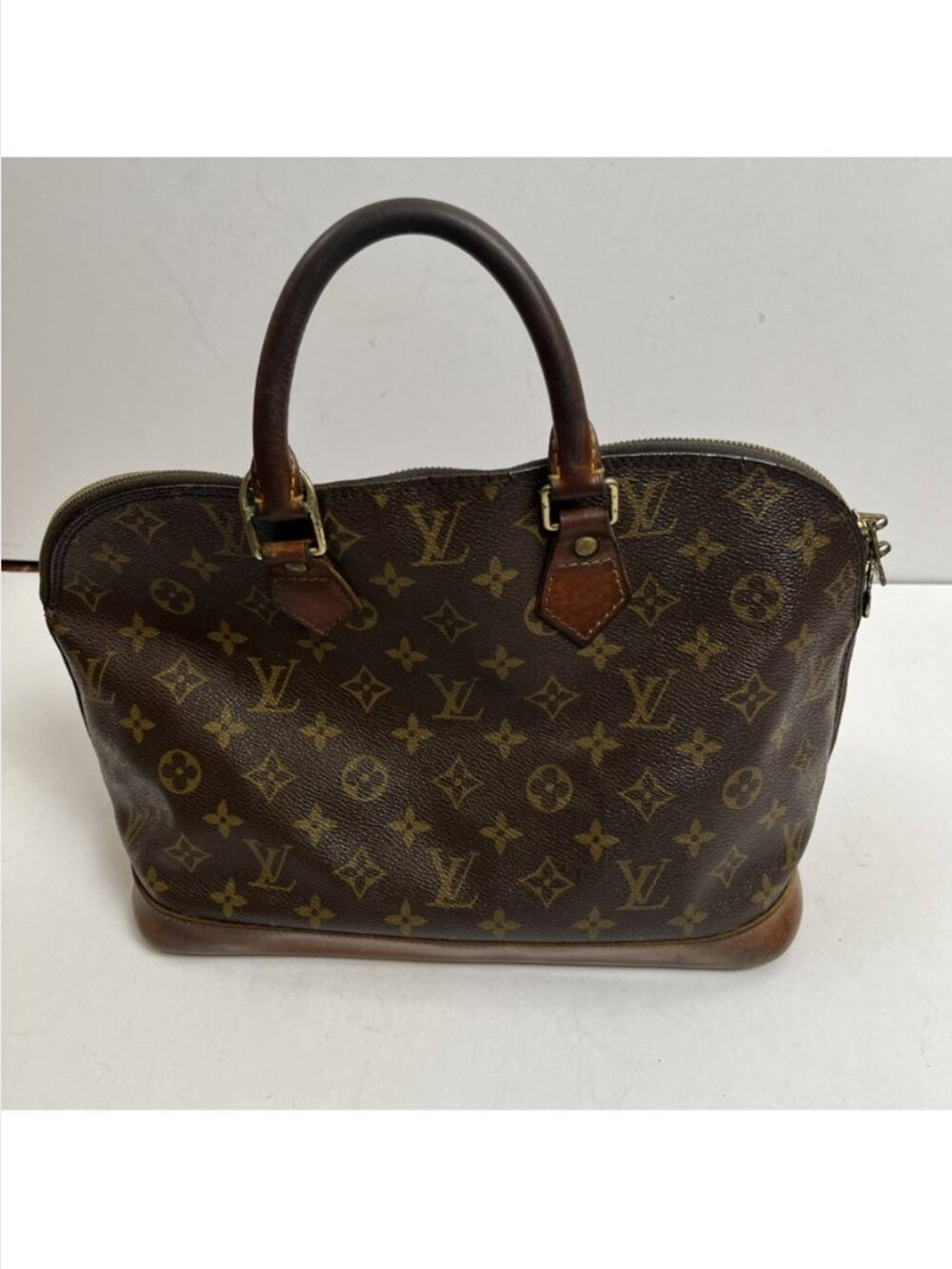 Vintage Louis Vuitton Alma PM